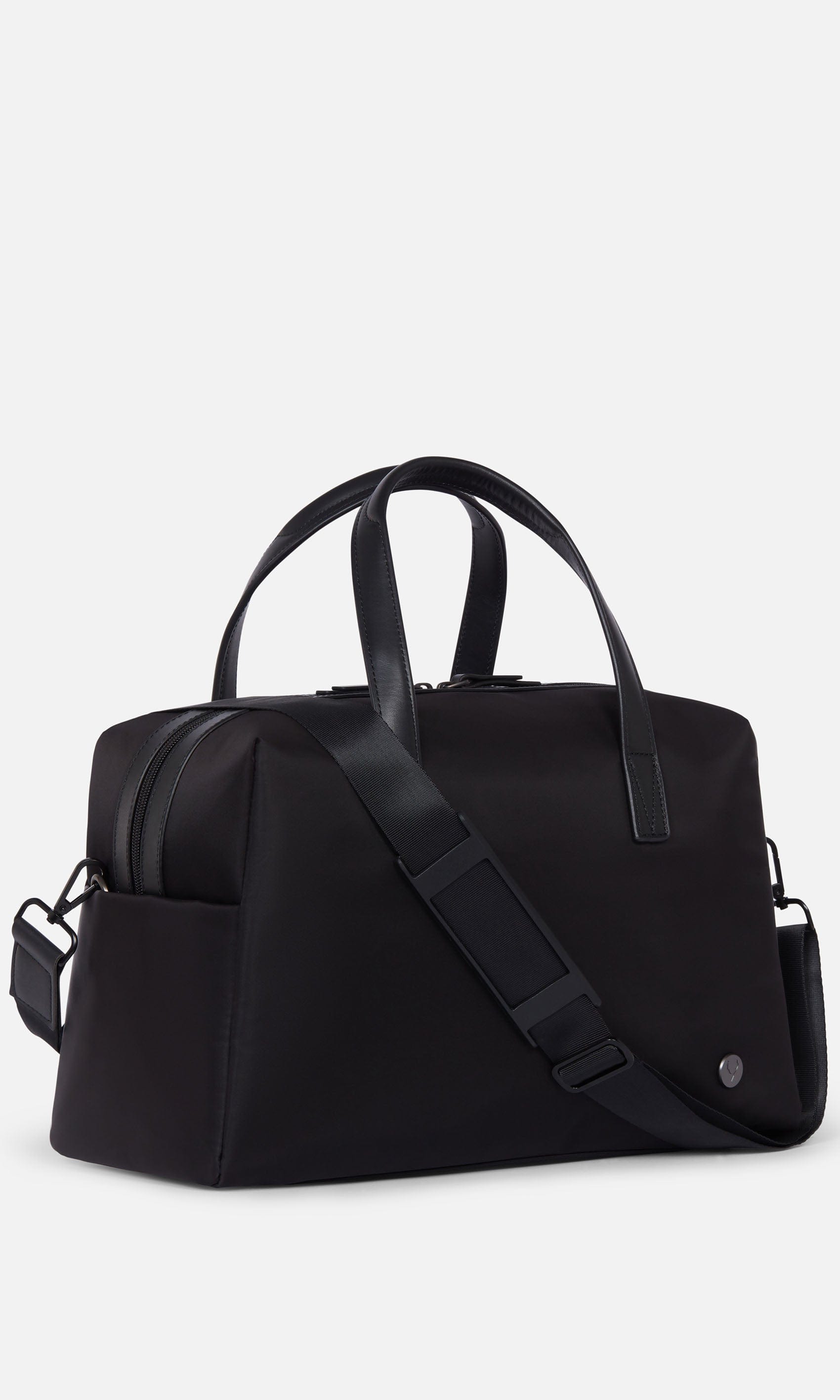 Chelsea Overnight Bag in Black