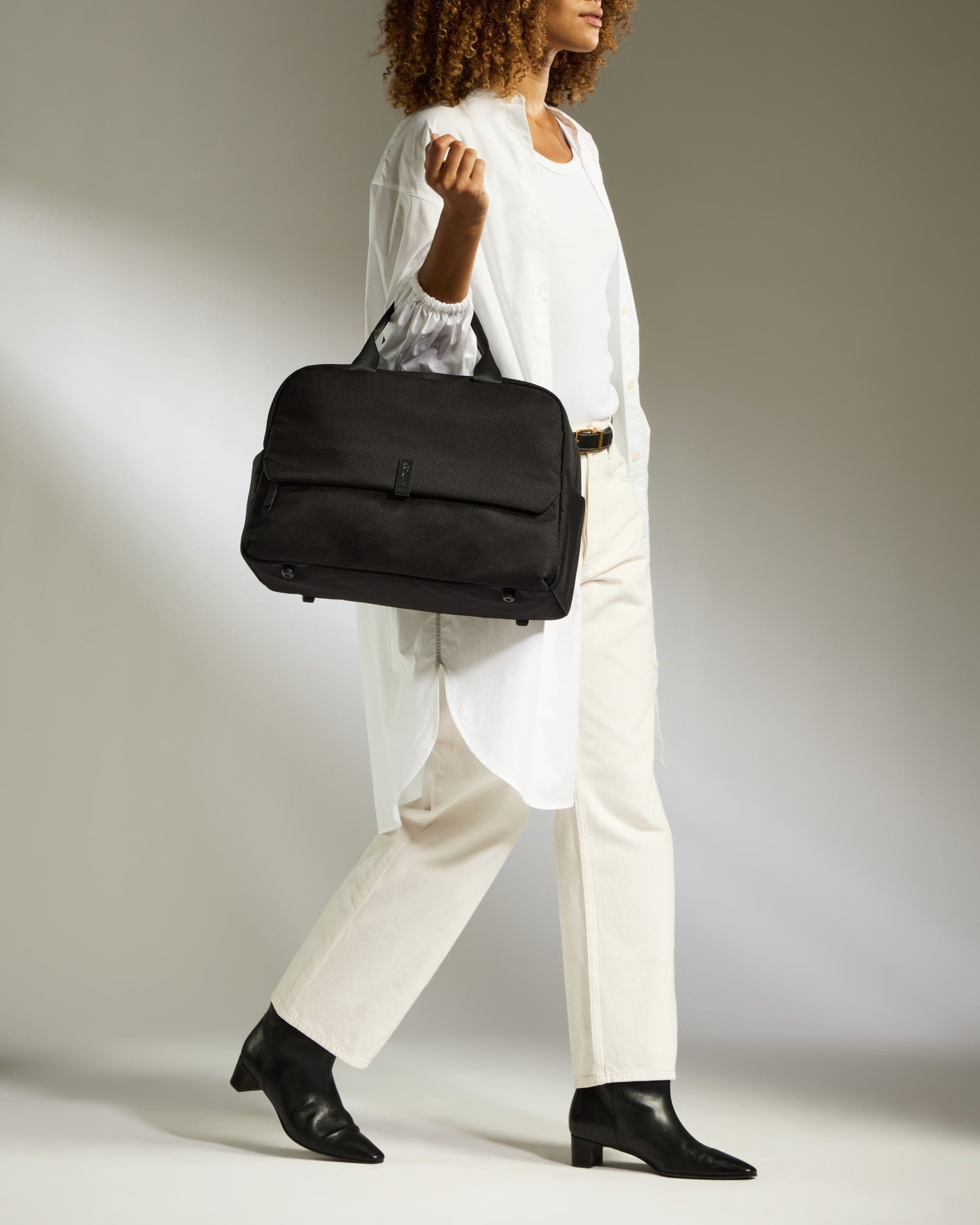 Essential Overnight Bag in Black
